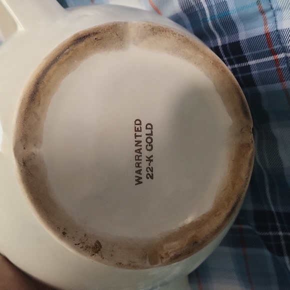 Vintage Warranted 22k gold large teapot home decor decoration unique handle - Picture 6 of 8